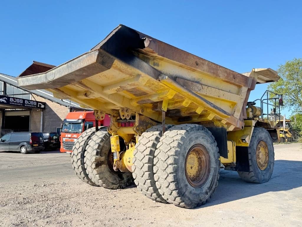 Kipper del tipo Komatsu HD605-5 - Automatic Greasing / Camera, Gebrauchtmaschine en Veldhoven (Imagen 4)