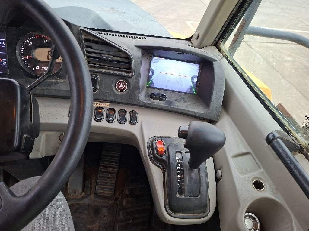 Kipper des Typs Komatsu HM 300-3, Gebrauchtmaschine in Stabroek (Bild 11)