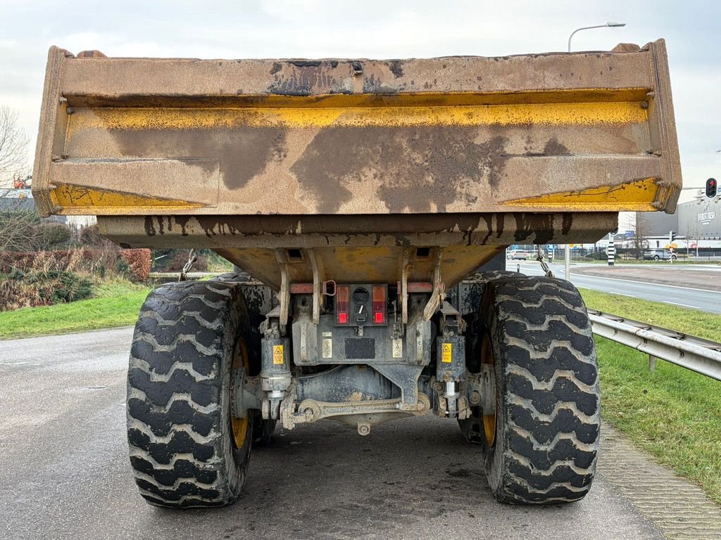 Kipper des Typs Komatsu HM300-3, Gebrauchtmaschine in Velddriel (Bild 4)