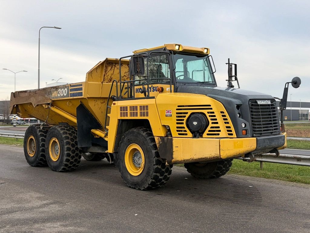 Kipper des Typs Komatsu HM300-3, Gebrauchtmaschine in Velddriel (Bild 8)