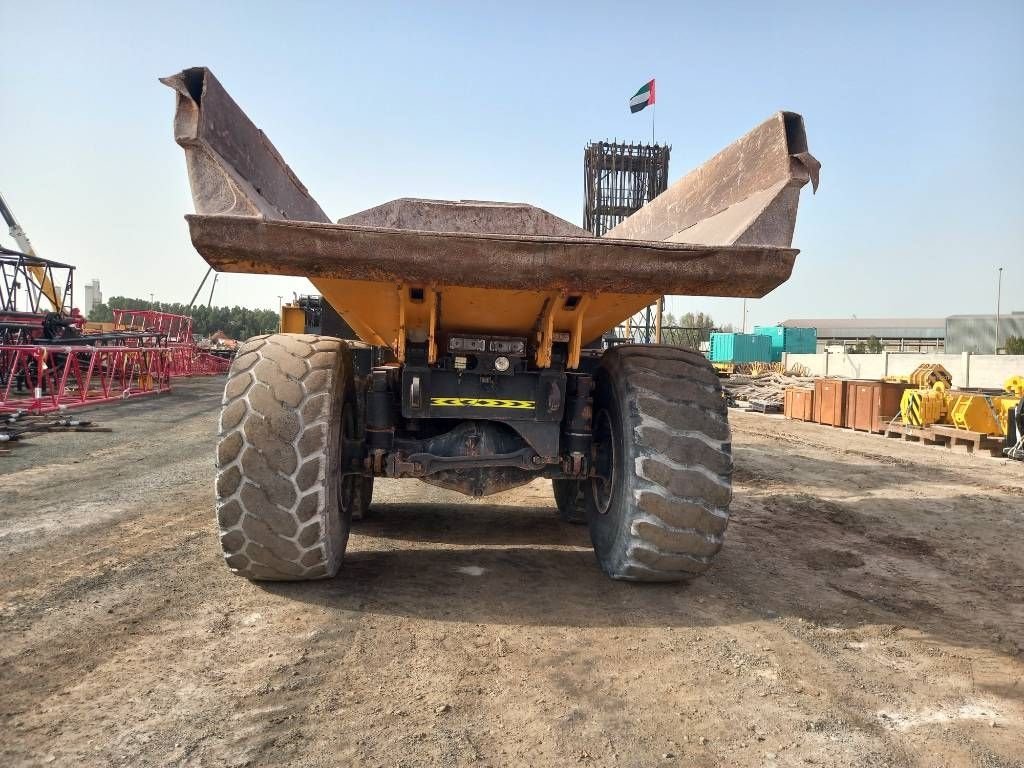 Kipper typu Komatsu HM400-3R (4 pcs available in Abu Dhabi), Gebrauchtmaschine v Stabroek (Obrázek 8)