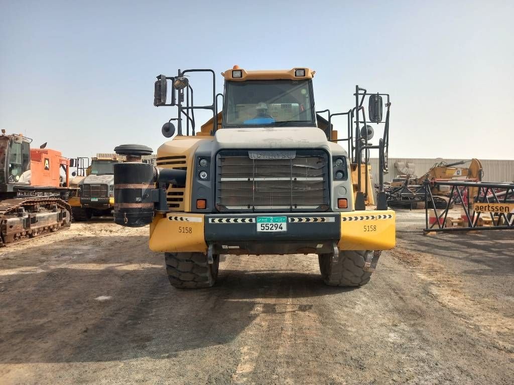 Kipper typu Komatsu HM400-3R (4 pcs available in Abu Dhabi), Gebrauchtmaschine v Stabroek (Obrázek 5)