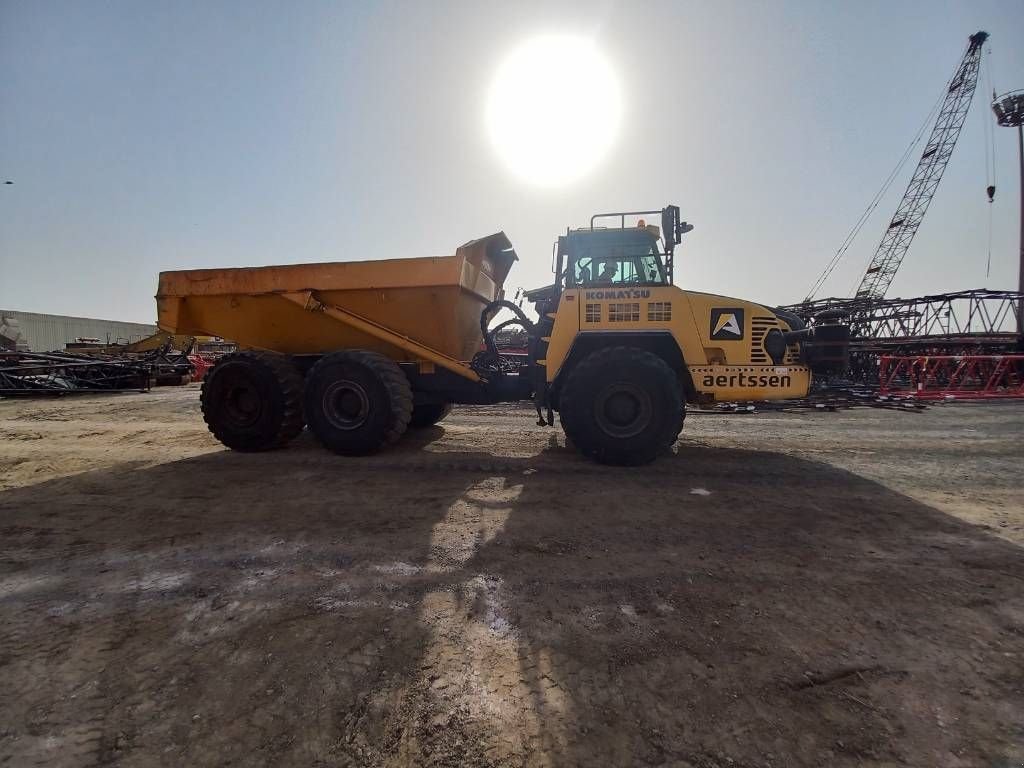 Kipper typu Komatsu HM400-3R (4 pcs available in Abu Dhabi), Gebrauchtmaschine v Stabroek (Obrázek 3)