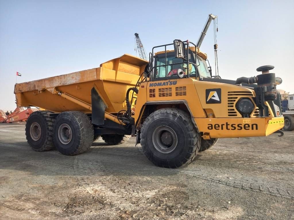 Kipper Türe ait Komatsu HM400-3R (4 pcs available in Abu Dhabi), Gebrauchtmaschine içinde Stabroek (resim 3)