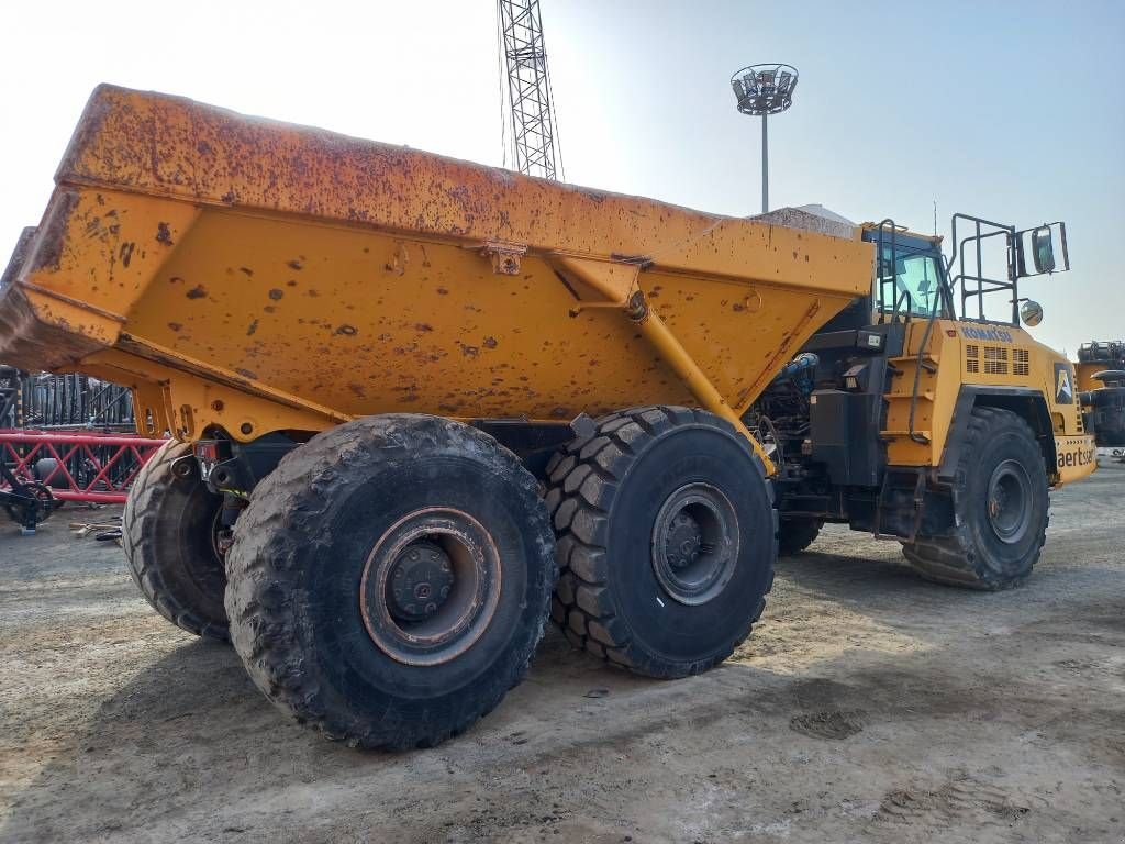 Kipper a típus Komatsu HM400-3R (4 pcs available in Abu Dhabi), Gebrauchtmaschine ekkor: Stabroek (Kép 2)