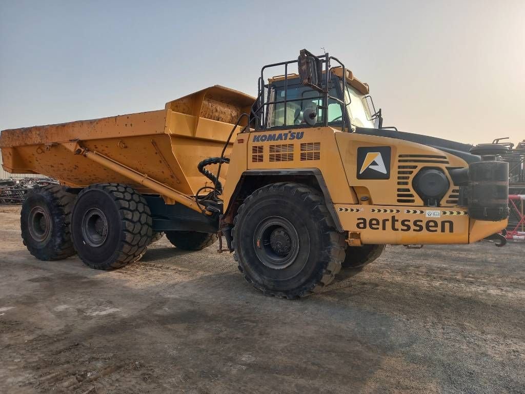 Kipper a típus Komatsu HM400-3R (4 pcs available in Abu Dhabi), Gebrauchtmaschine ekkor: Stabroek (Kép 9)