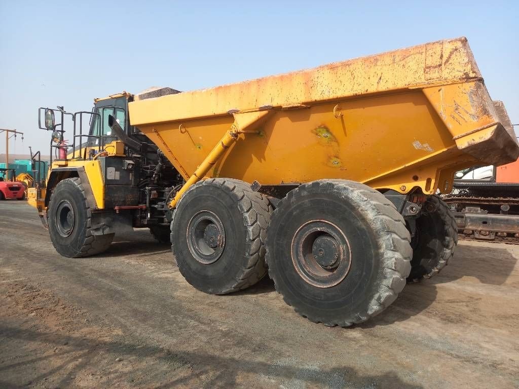 Kipper a típus Komatsu HM400-3R (4 pcs available in Abu Dhabi), Gebrauchtmaschine ekkor: Stabroek (Kép 8)