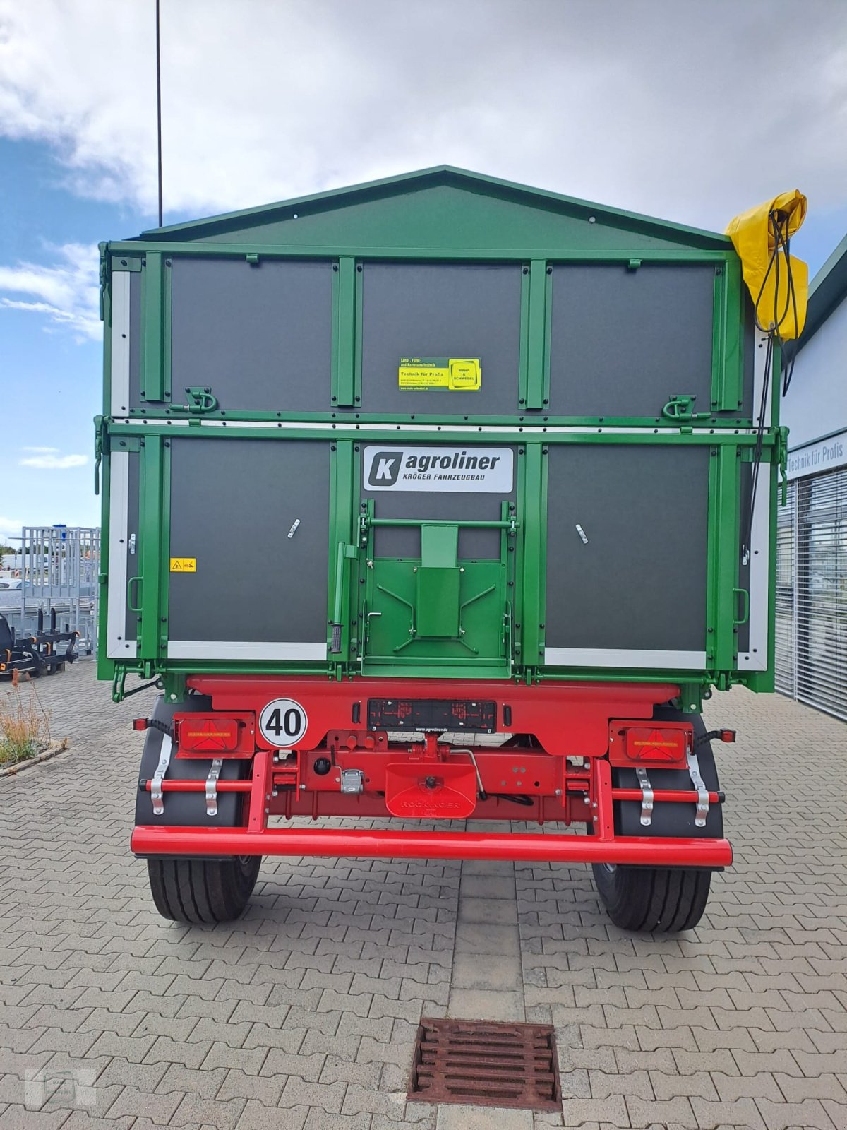 Kipper Türe ait Kröger Agroliner HKD 302, Neumaschine içinde Gross-Bieberau (resim 3)