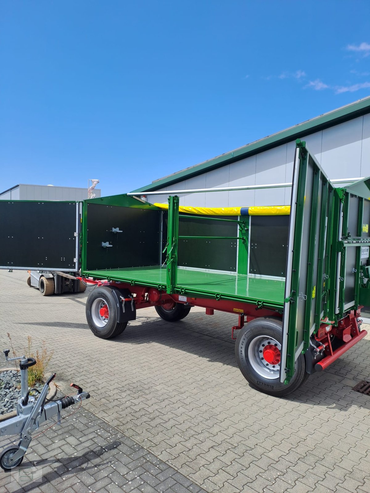 Kipper Türe ait Kröger Agroliner HKD 302, Neumaschine içinde Gross-Bieberau (resim 8)