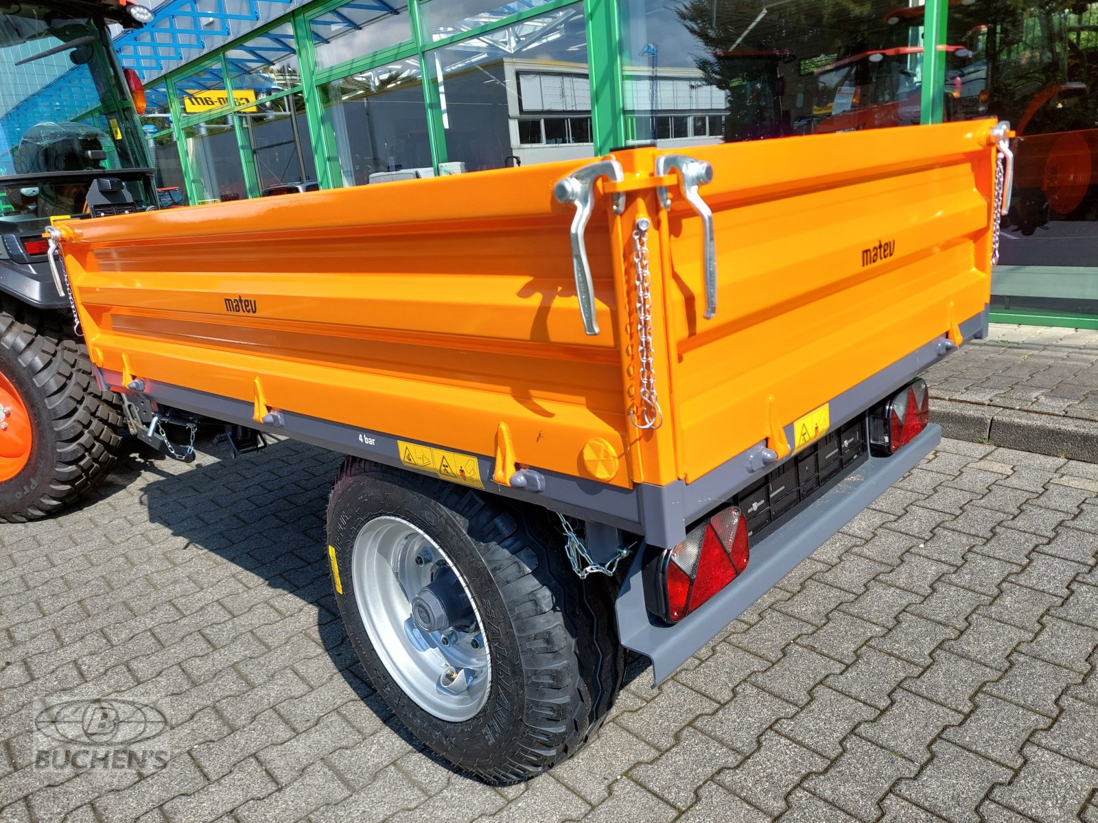 Kipper des Typs Matev TRL3D  Dreiseitenkipper, Neumaschine in Olpe (Bild 6)