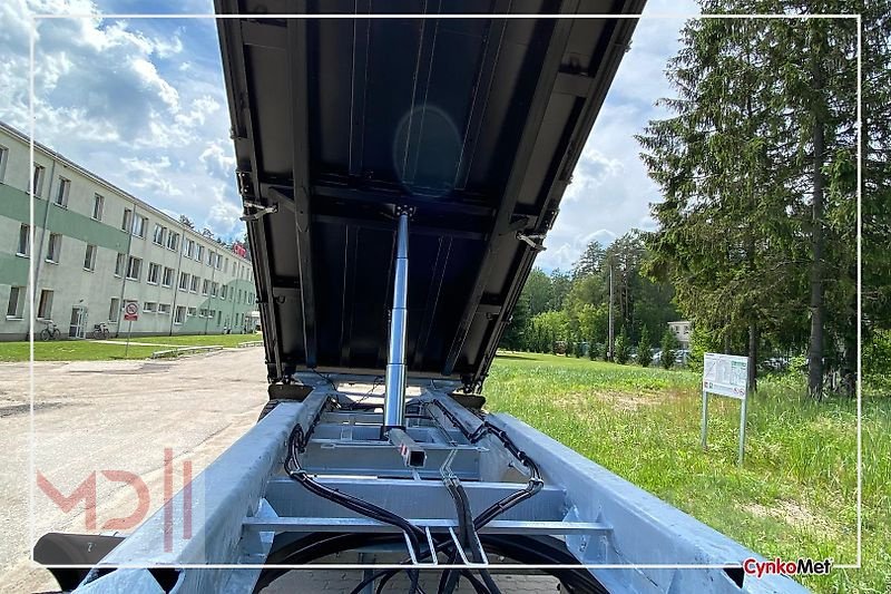 Kipper des Typs MD Landmaschinen CM Zweiachs-Dreiseitenkipper T149/1 18T, Neumaschine in Zeven (Bild 20)