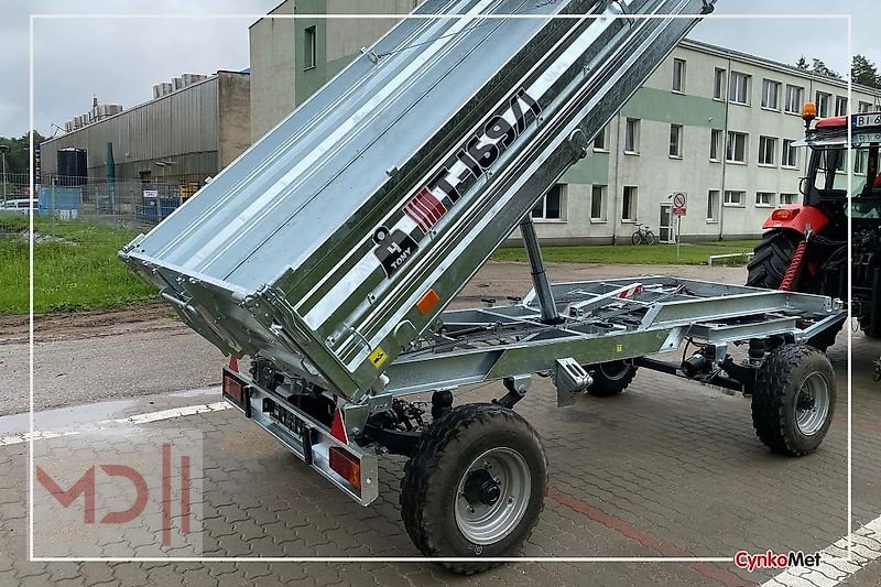 Kipper des Typs MD Landmaschinen CM Zweiachs-Dreiseitenkipper T169/1 8,4T, Neumaschine in Zeven (Bild 2)