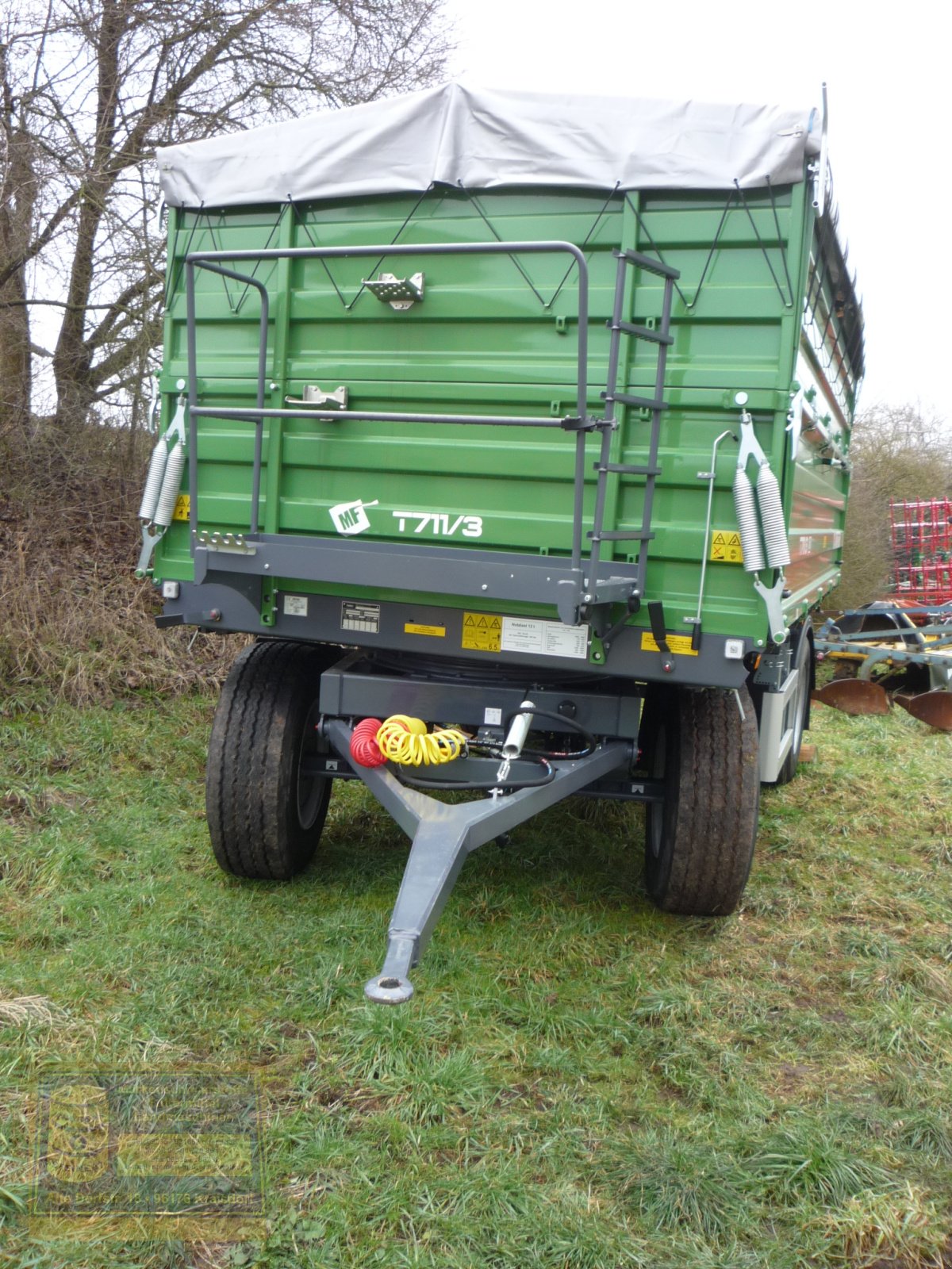 Kipper of the type metal fach T 711/3 Dreiseitenkipper, Neumaschine in Pfarrweisach (Picture 2)