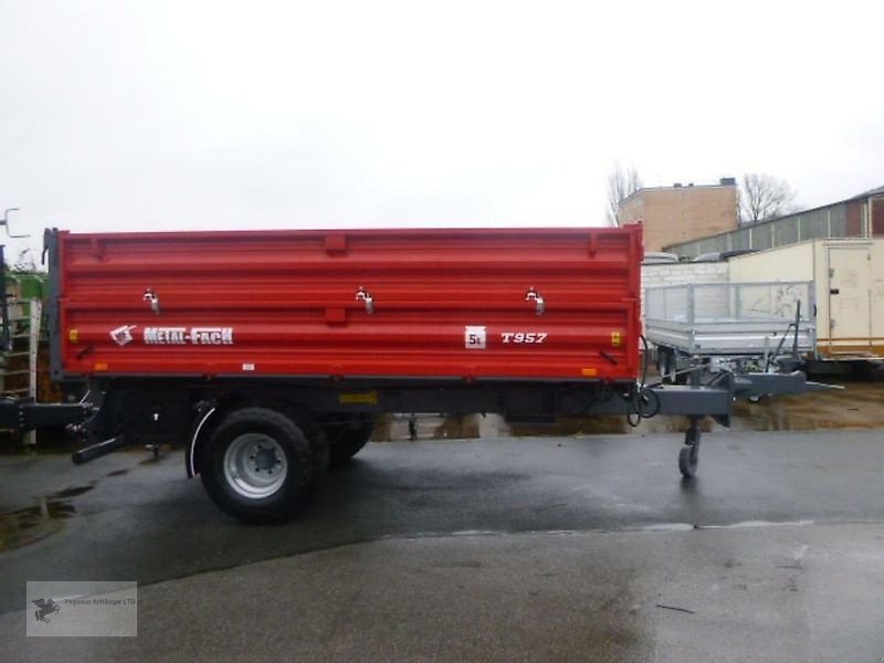 Kipper des Typs Metal-Fach T957 Dreiseitenkipper Einachser NEU 7,0 to, Neumaschine in Gevelsberg (Bild 4)