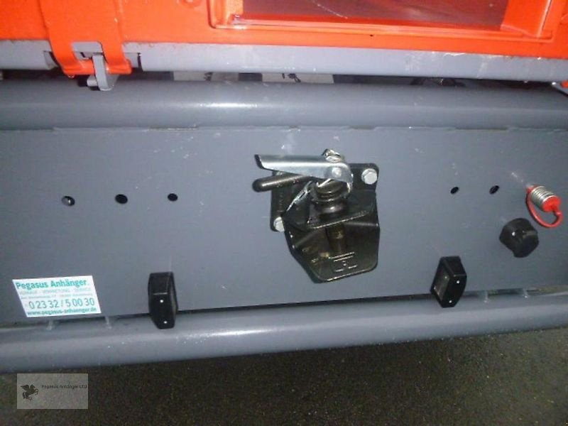 Kipper des Typs Metal-Fach T957 Dreiseitenkipper Einachser NEU 7,0 to, Neumaschine in Gevelsberg (Bild 9)