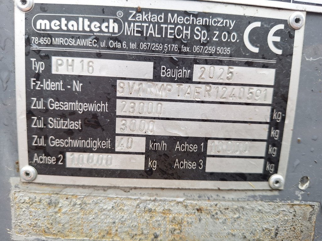 Kipper des Typs Metaltech PH 16, Ausstellungsmaschine in Chur (Bild 7)