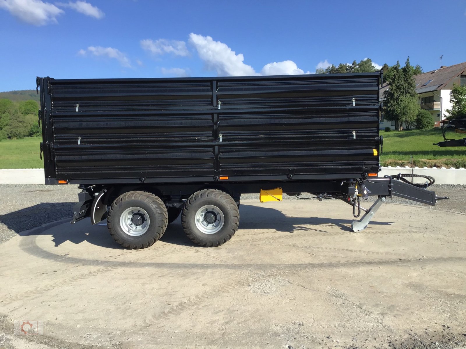 Kipper des Typs MS 16t Druckluft LED 40km/h Hydr. Stützfuß Tandem, Neumaschine in Tiefenbach (Bild 2)