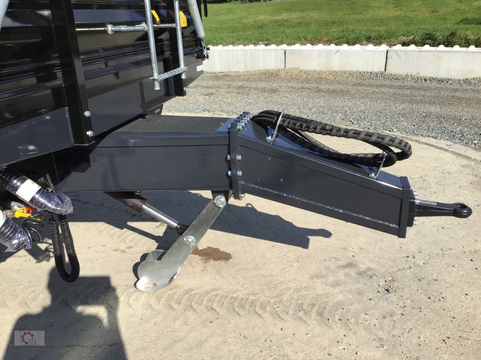 Kipper des Typs MS 16t Druckluft LED 40km/h Hydr. Stützfuß Tandem, Neumaschine in Tiefenbach (Bild 10)