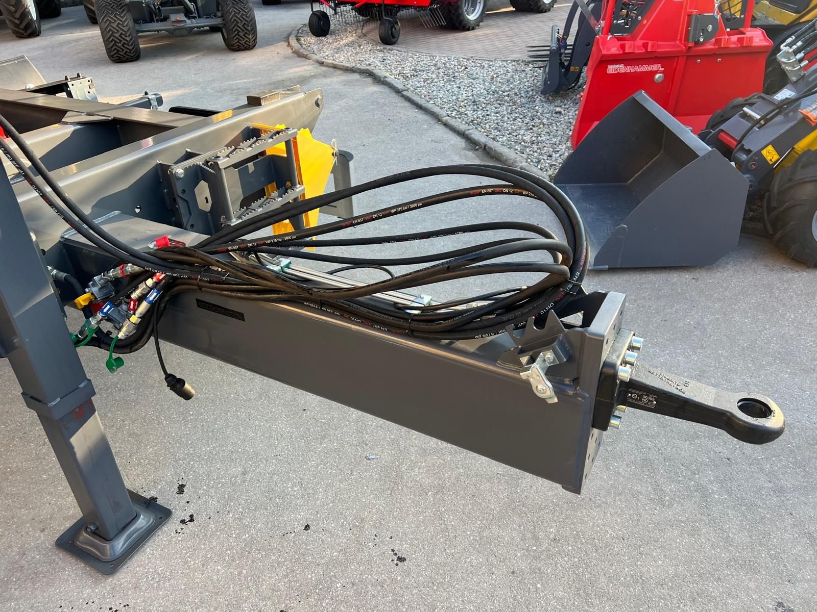 Kipper of the type Oehler TDK 180, Neumaschine in Burgkirchen (Picture 8)