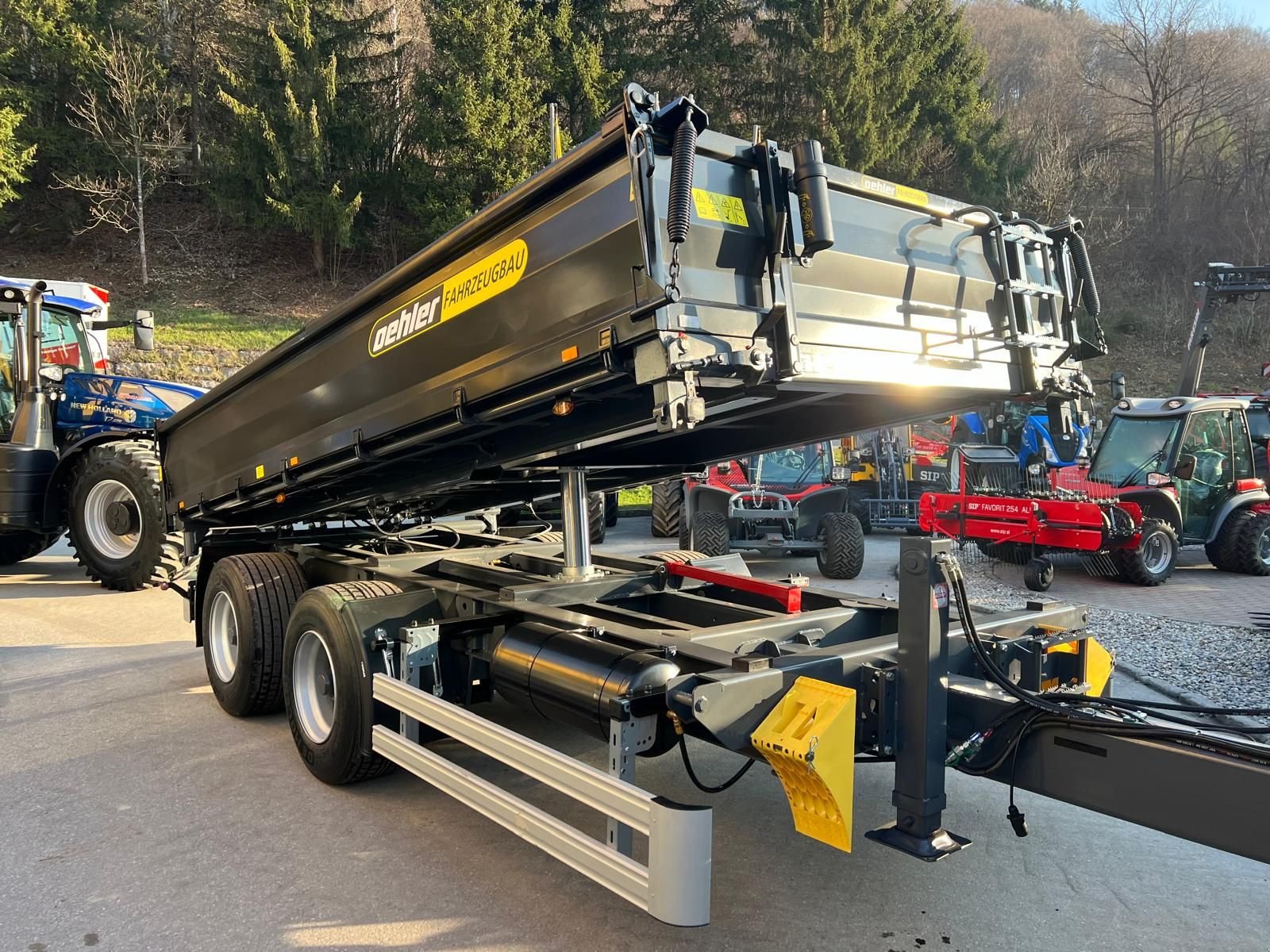 Kipper of the type Oehler TDK 180, Neumaschine in Burgkirchen (Picture 11)