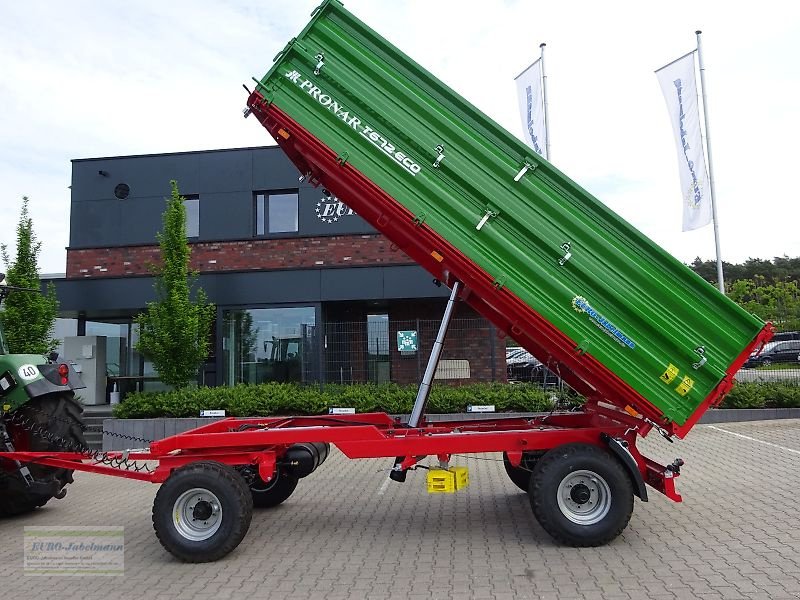 Kipper des Typs PRONAR Dreiseitenkipper T 672 Eco, 8,0 t, 40 km/h, 2-Kreis Druckluft, NEU, Neumaschine in Itterbeck (Bild 8)