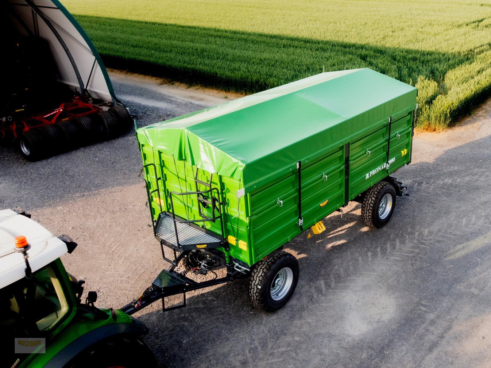 Kipper del tipo PRONAR Pronar T 680, 18t, ALB-Regler, Aufbau 80/80, Plane, Neu, Neumaschine In Ditzingen (Immagine 15)