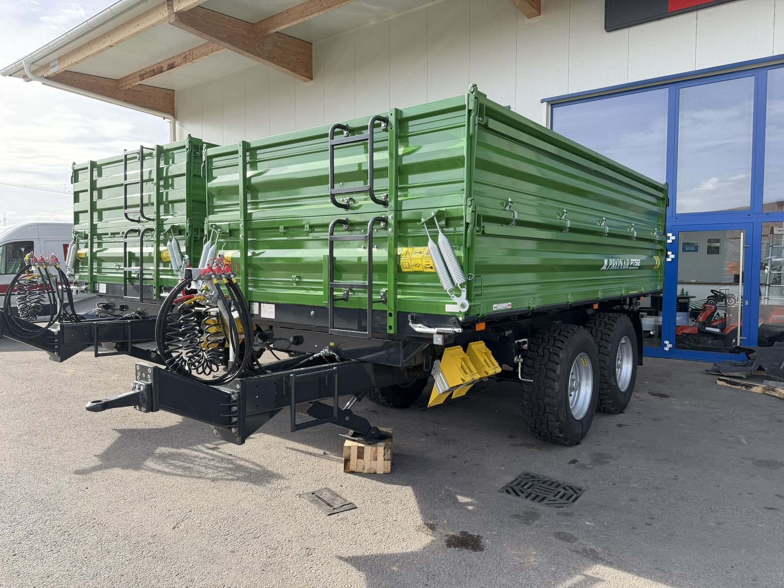 Kipper des Typs PRONAR PT 512, Neumaschine in Göpfritz (Bild 1)