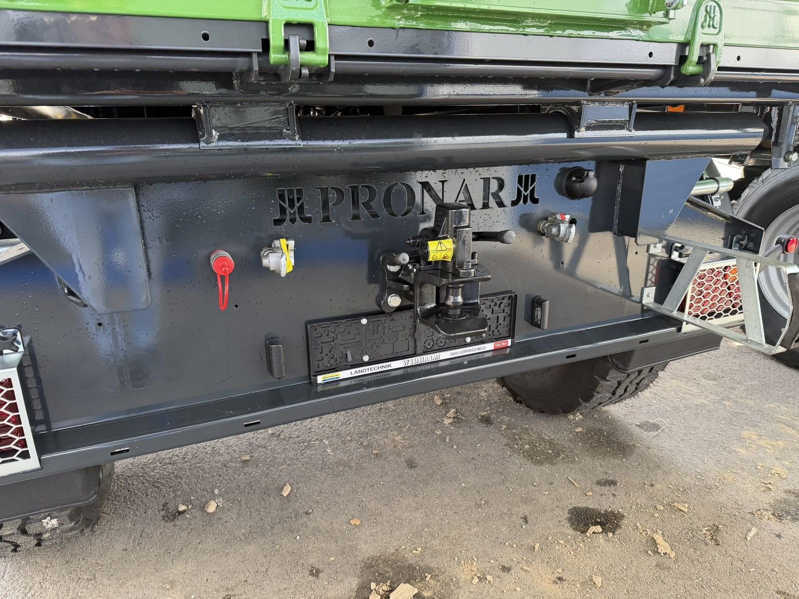 Kipper des Typs PRONAR PT 512, Neumaschine in Göpfritz (Bild 9)