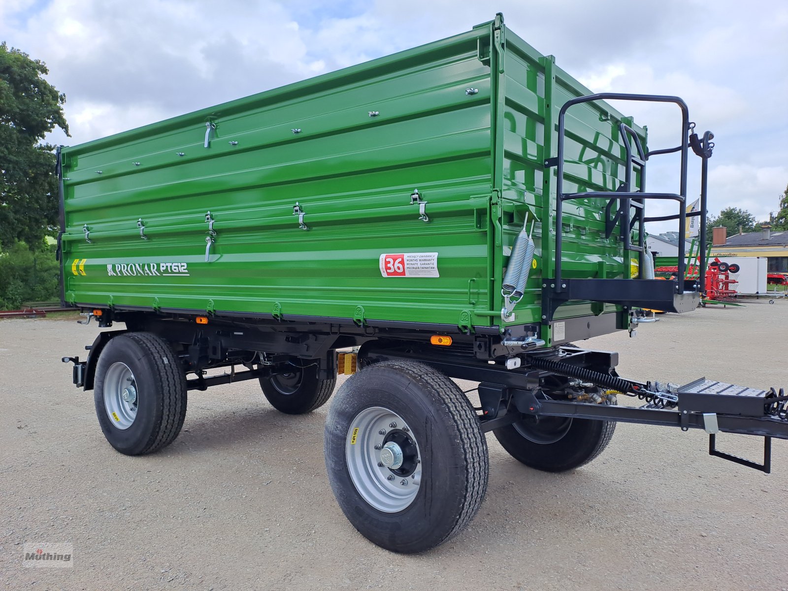 Kipper des Typs PRONAR PT 612, Neumaschine in Neumarkt (Bild 4)