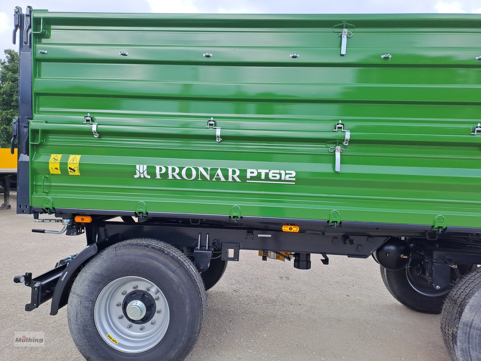 Kipper des Typs PRONAR PT 612, Neumaschine in Neumarkt (Bild 7)