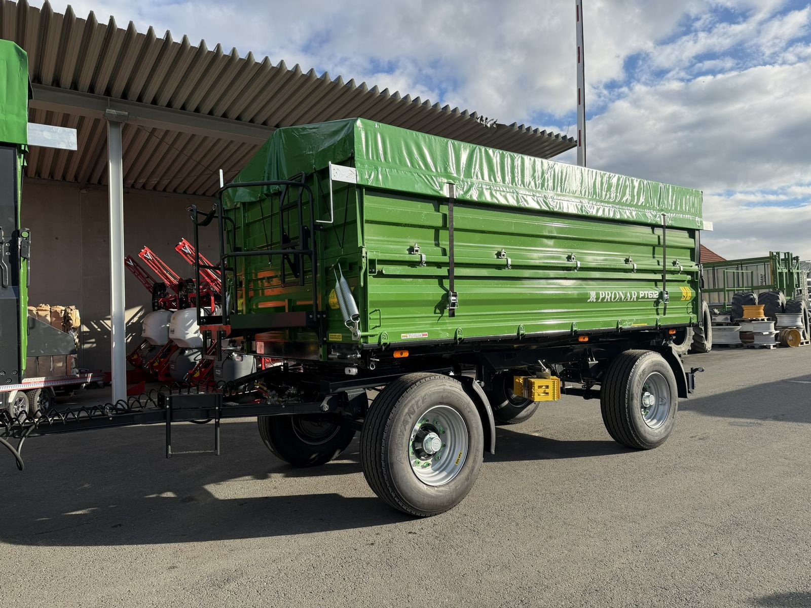 Kipper des Typs PRONAR PT  612, Neumaschine in Göpfritz (Bild 1)