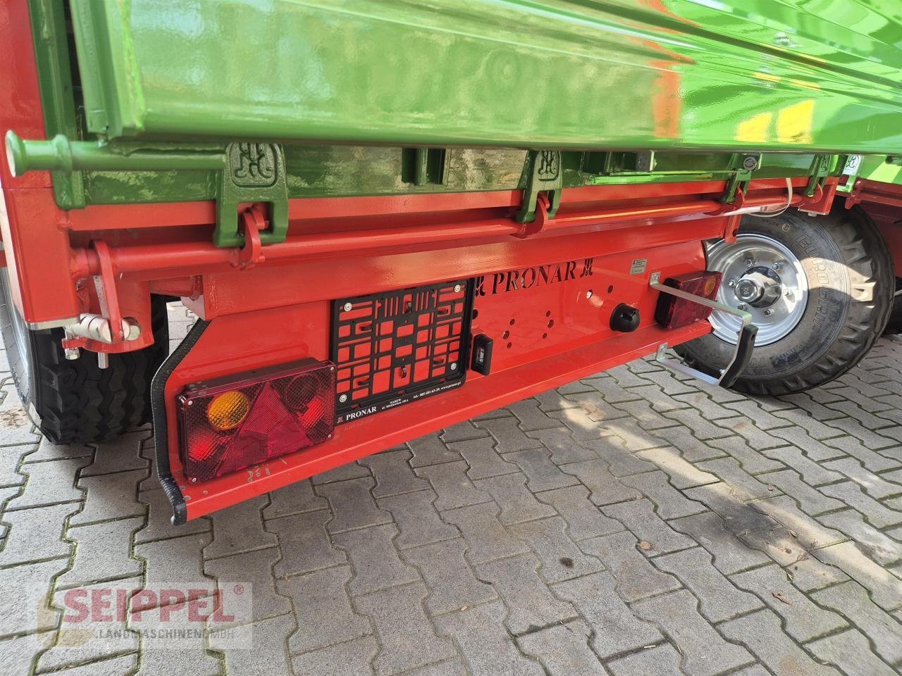 Kipper des Typs PRONAR T 654/2 + 500mm AUFSATZ AUFLAUFBREMSE, Neumaschine in Groß-Umstadt (Bild 4)