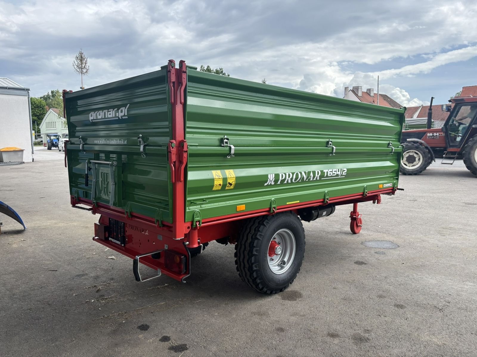 Kipper des Typs PRONAR T 654/2, Neumaschine in Göpfritz (Bild 2)