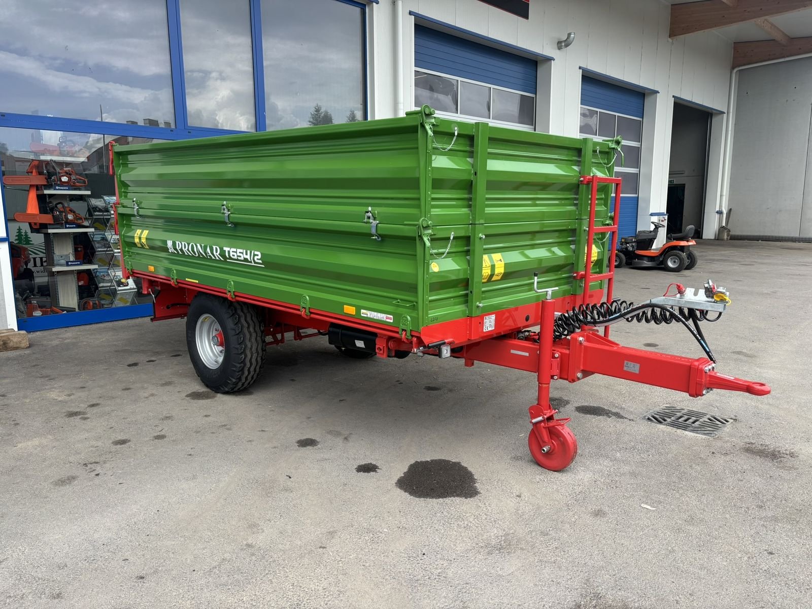 Kipper des Typs PRONAR T 654/2, Neumaschine in Göpfritz (Bild 1)