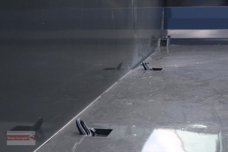 Kipper of the type PRONAR T 679/4 MN Baukipper mit Laderampen 11 to, Neumaschine in Ostheim/Rhön (Picture 15)