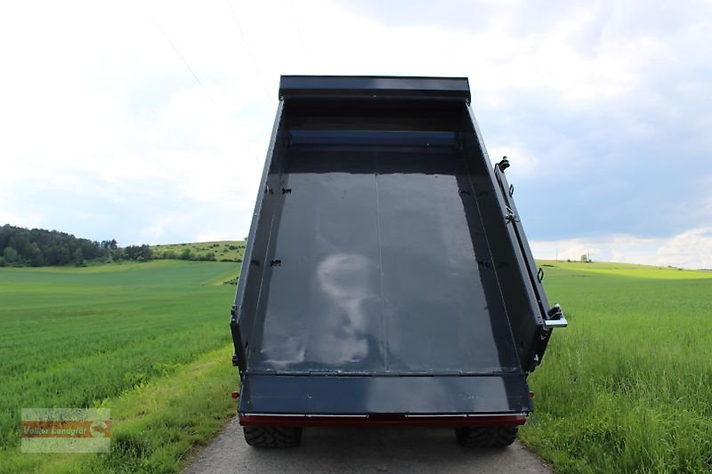 Kipper van het type PRONAR T 679/4 MN Baukipper mit Laderampen 11 to, Neumaschine in Ostheim/Rhön (Foto 5)