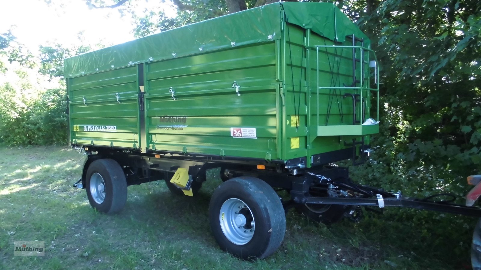 Kipper des Typs PRONAR T 680, Neumaschine in Neumarkt (Bild 1)