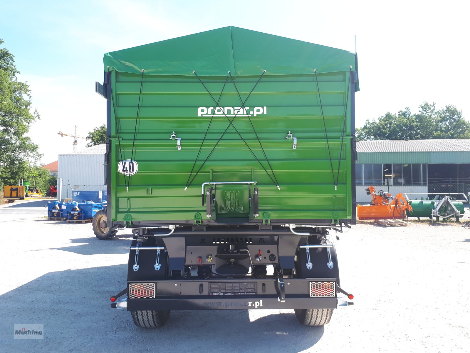 Kipper des Typs PRONAR T 680, Neumaschine in Neumarkt (Bild 5)