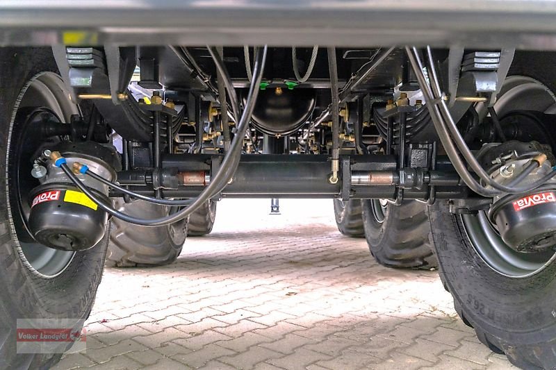 Kipper of the type PRONAR T 8724 Muldenkipper 34 to 29m³ bis 45m³ Lenkachsen, Neumaschine in Ostheim/Rhön (Picture 25)