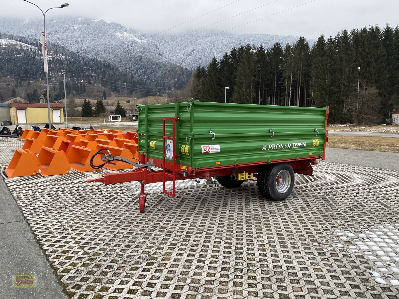 Kipper of the type PRONAR T654/2 Einachs-3Seiten-Kipper mit hydr. Bremse, Neumaschine in Kötschach (Picture 2)