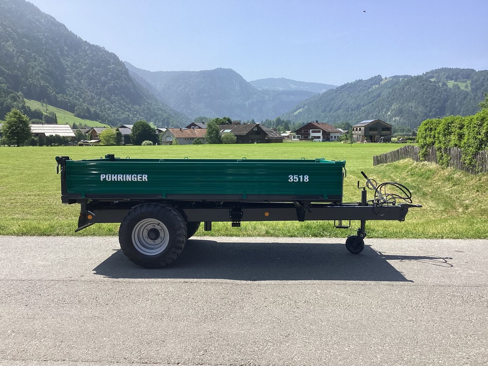 Kipper typu Pühringer 3518, Neumaschine v Bezau (Obrázek 1)