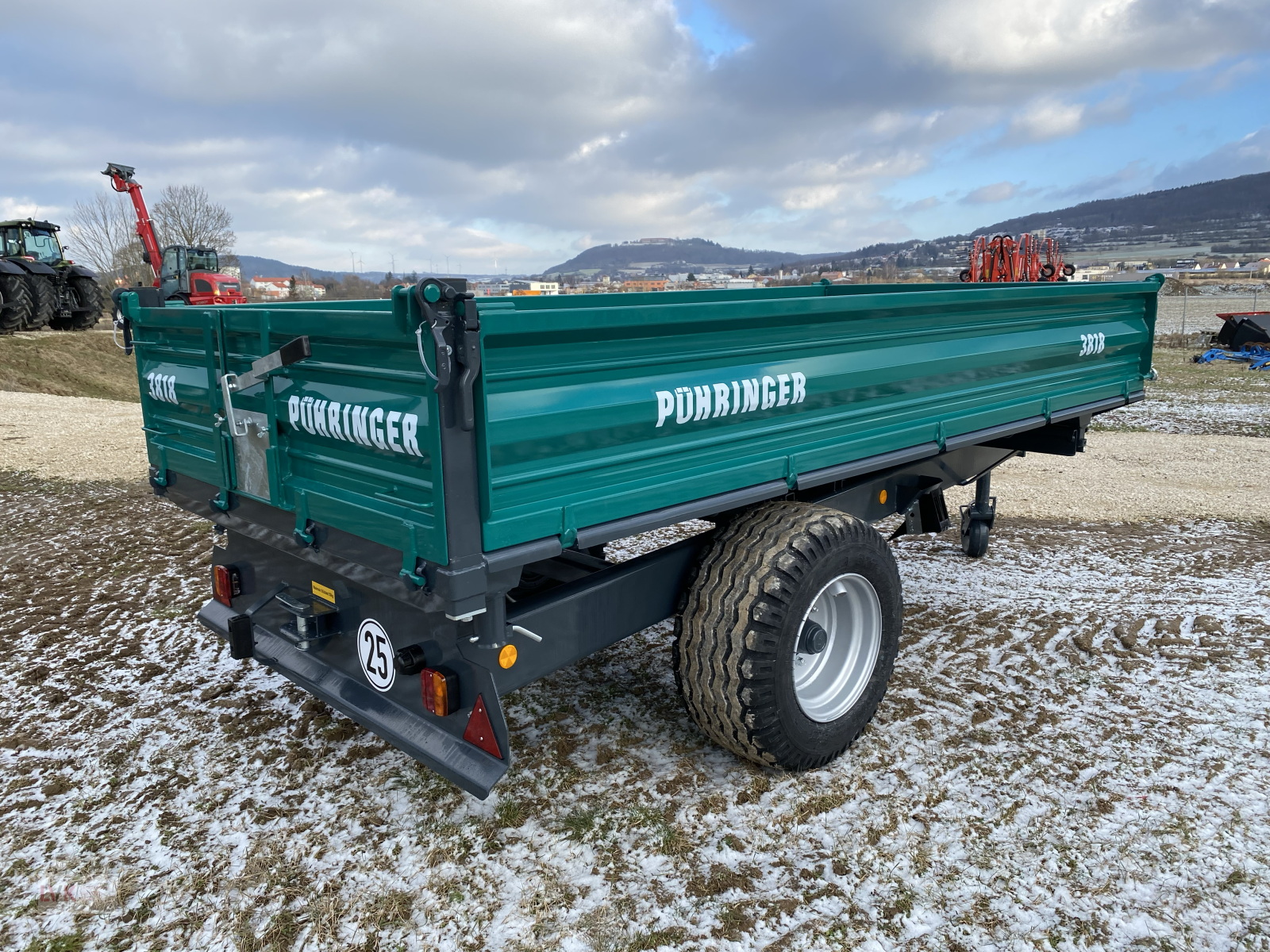 Kipper des Typs Pühringer 3818, Neumaschine in Weißenburg (Bild 4)