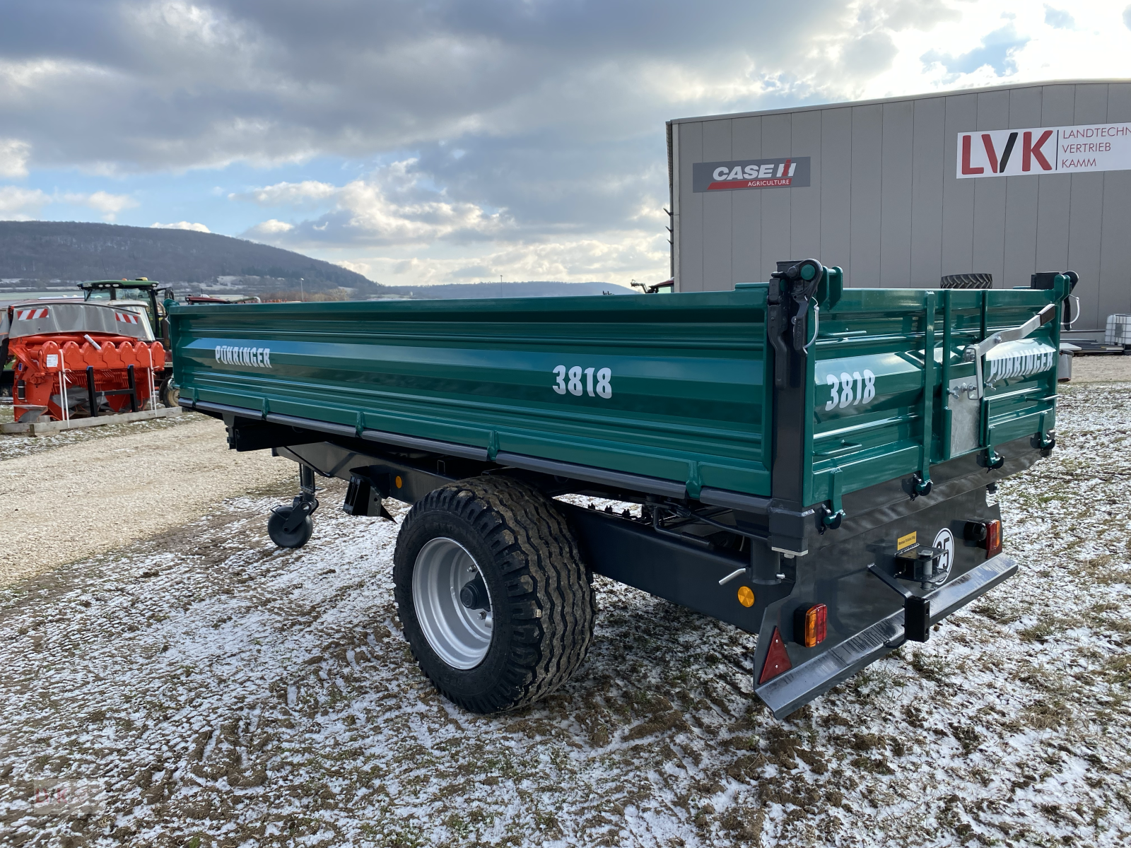 Kipper des Typs Pühringer 3818, Neumaschine in Weißenburg (Bild 2)