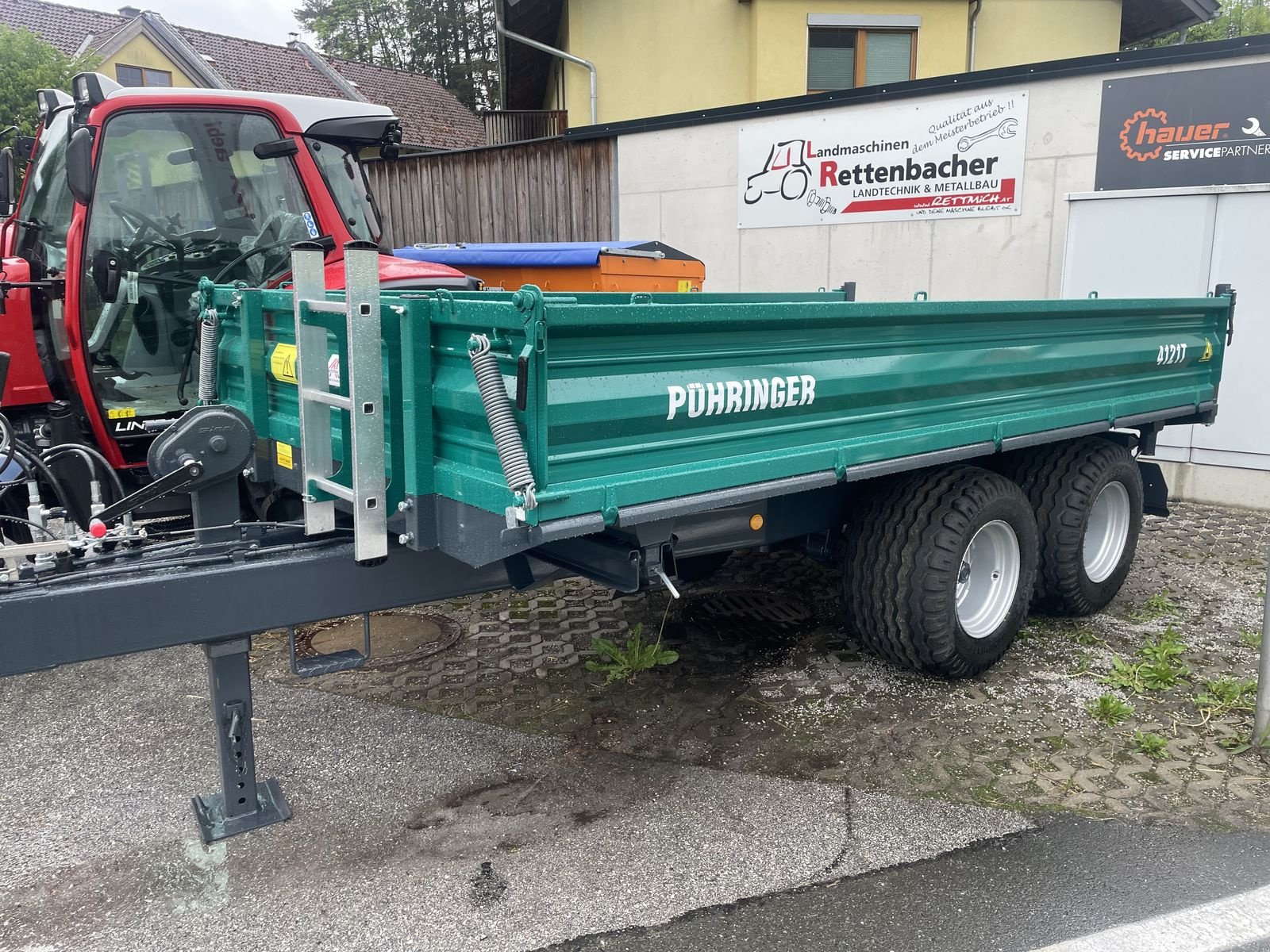 Kipper des Typs Pühringer 4121 T, Neumaschine in Adnet (Bild 1)