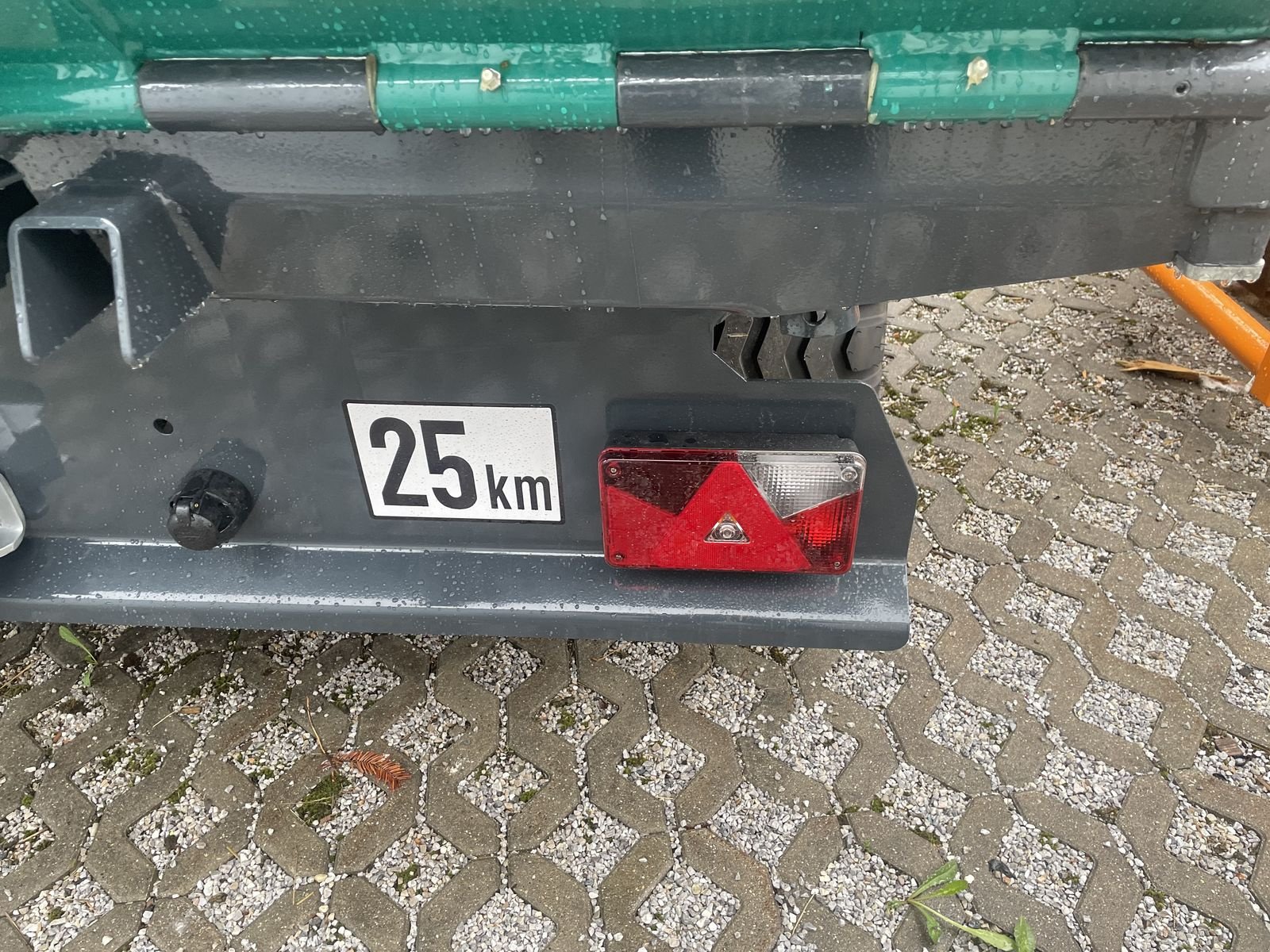 Kipper des Typs Pühringer 4121 T, Neumaschine in Adnet (Bild 3)