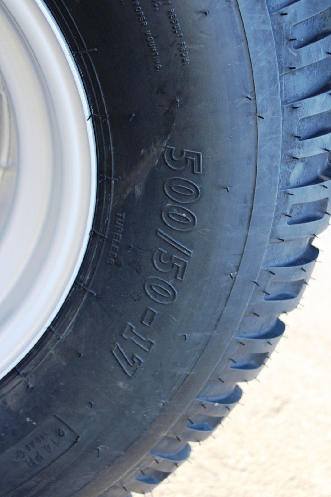 Kipper of the type Pühringer 4121, Neumaschine in Neukirchen am Walde  (Picture 5)