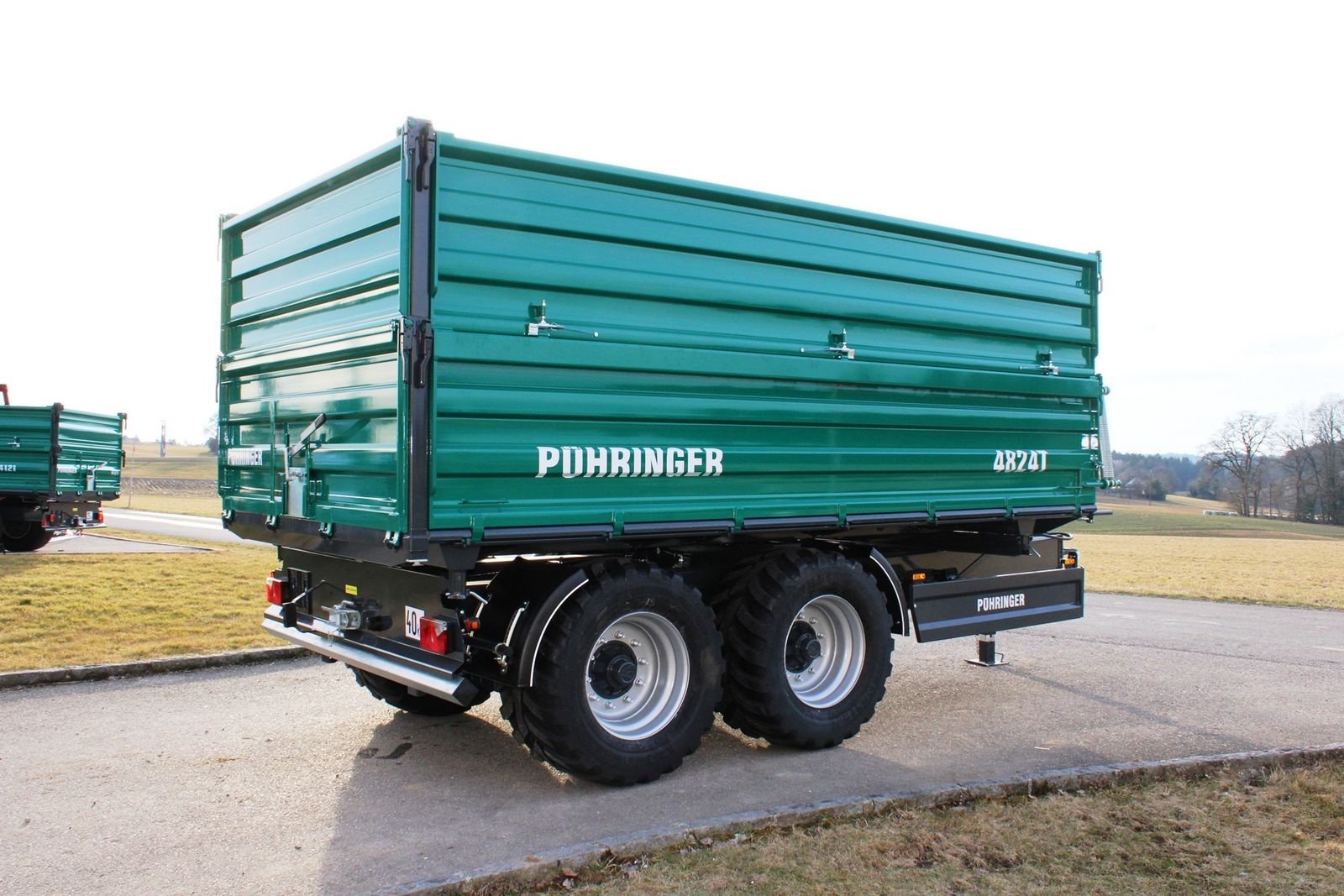 Kipper des Typs Pühringer 4824 T, Neumaschine in Neukirchen am Walde  (Bild 4)