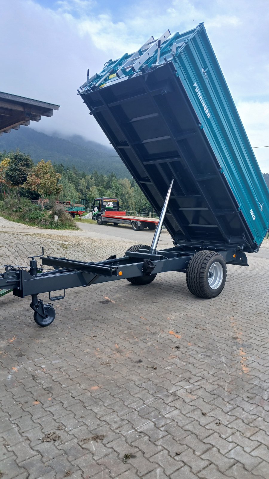 Kipper des Typs Pühringer Kipper, Hänger, Dreiseitenkipper, 3-Seiten-Kipper, Neumaschine in Bad Kötzting (Bild 8)