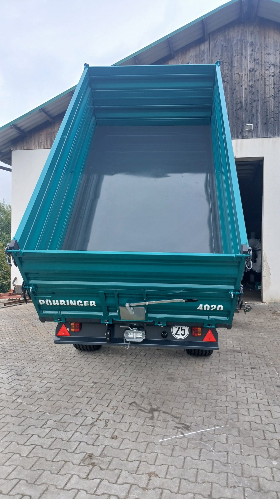 Kipper des Typs Pühringer Kipper, Hänger, Dreiseitenkipper, 3-Seiten-Kipper, Neumaschine in Bad Kötzting (Bild 10)