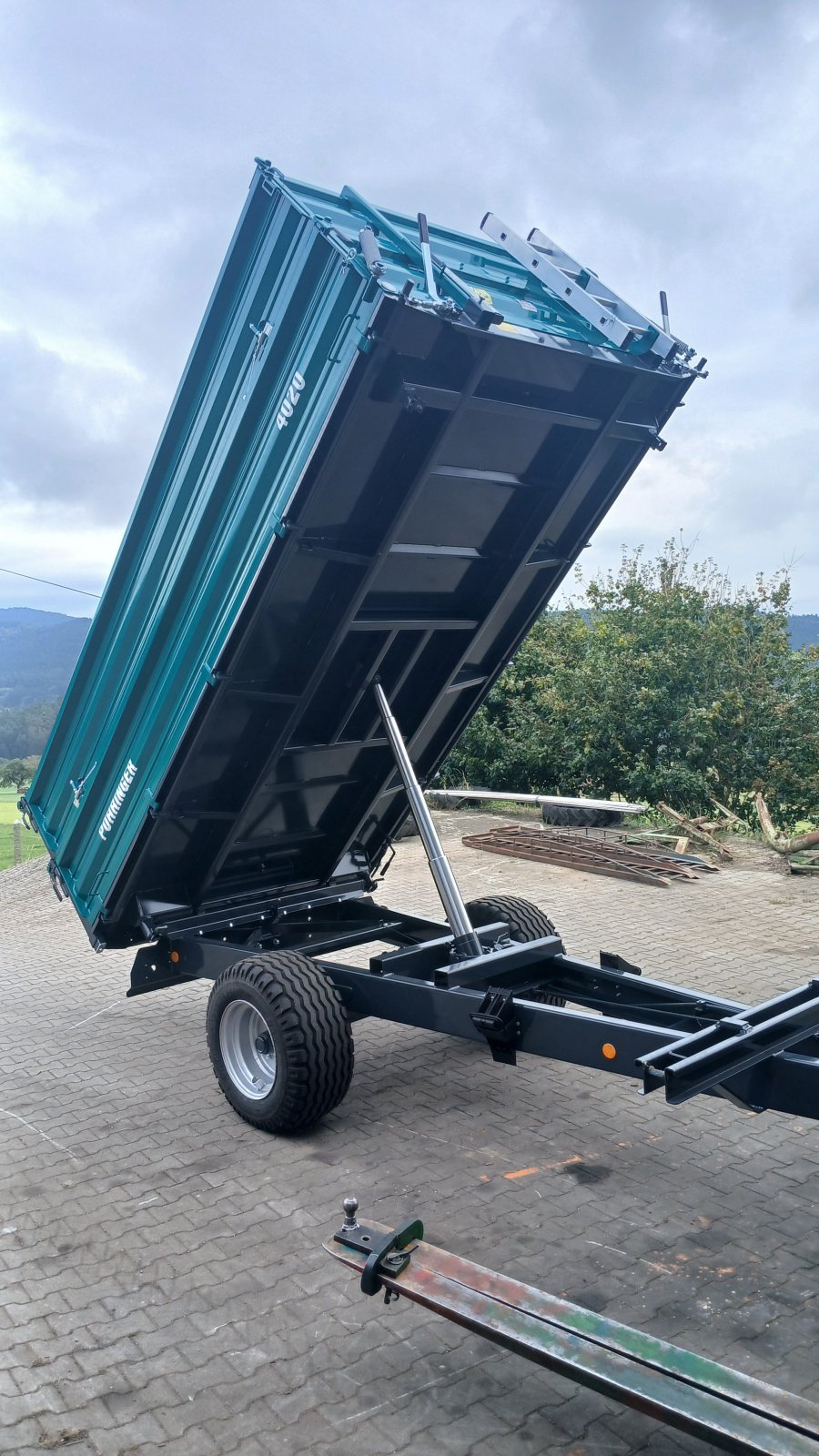 Kipper des Typs Pühringer Kipper, Hänger, Dreiseitenkipper, 3-Seiten-Kipper, Neumaschine in Bad Kötzting (Bild 12)